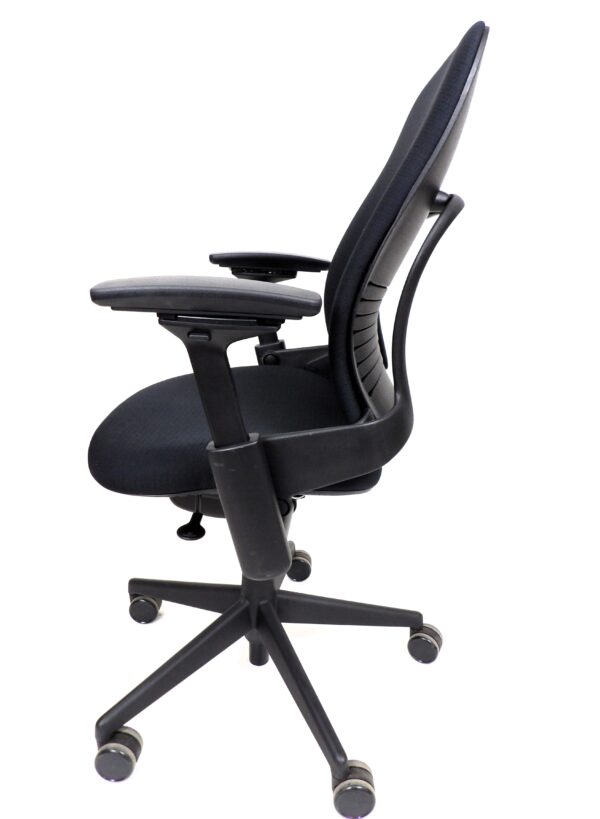 Steelcase Leap V1 Chair - Image 3